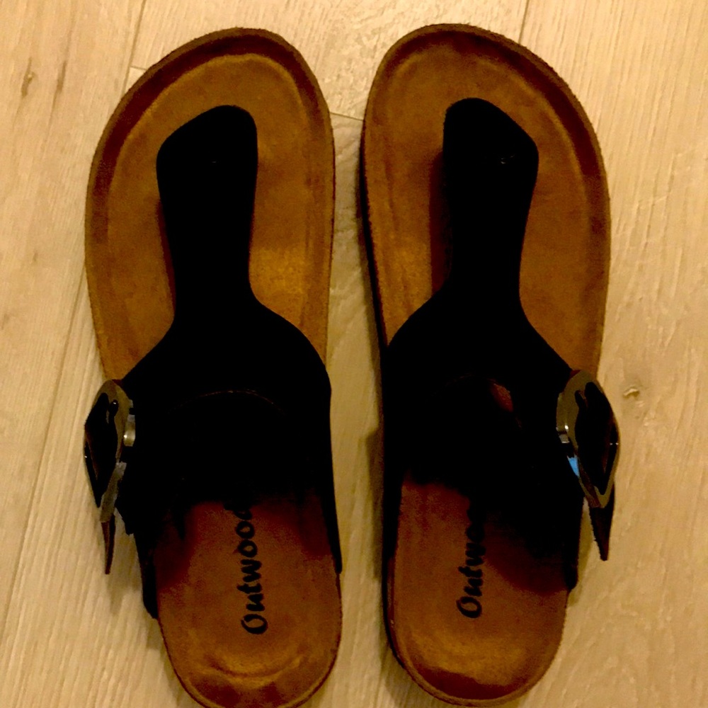 Outwoods sandals size 10 new never worn